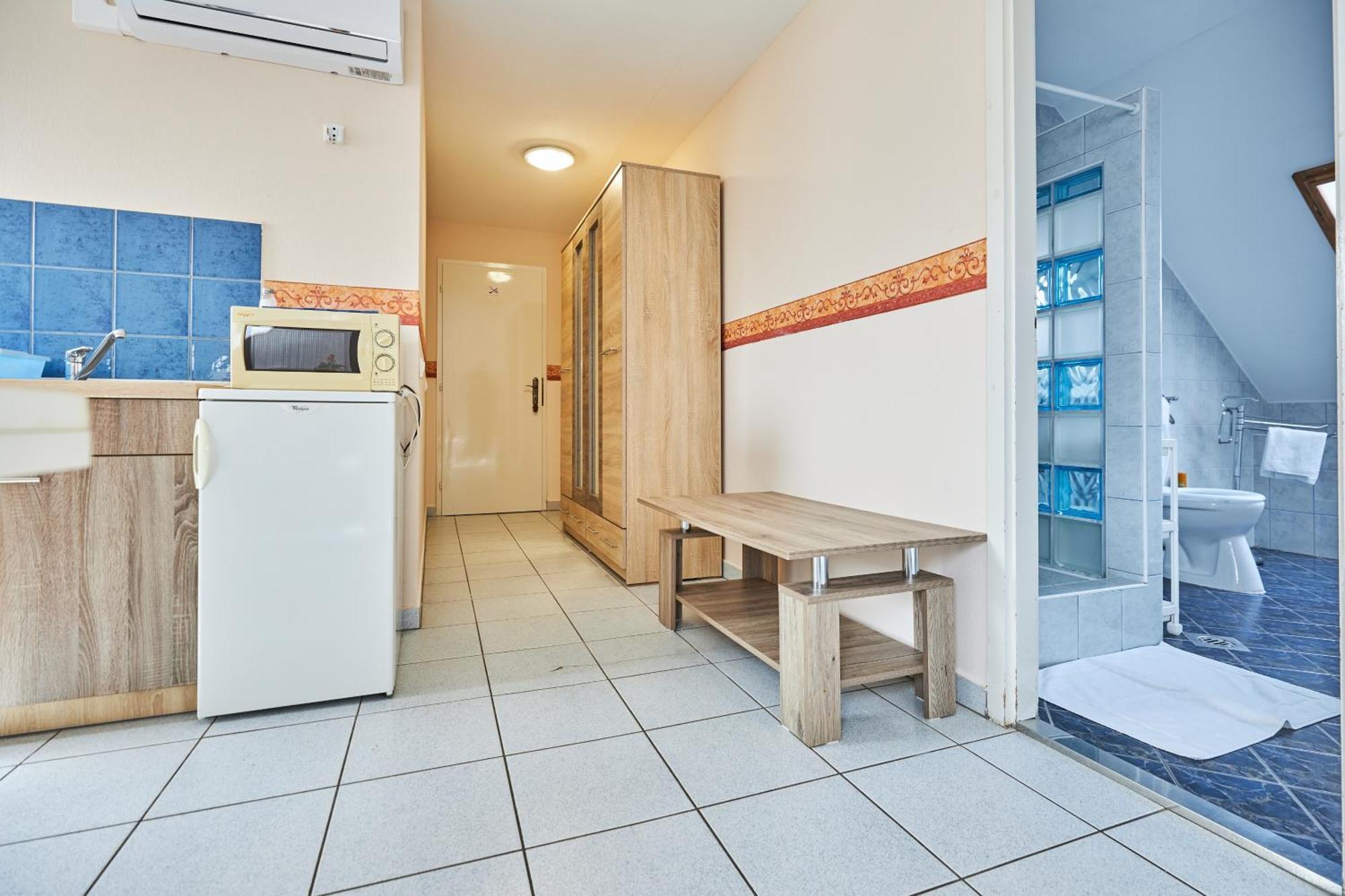 Ada Apartmanhaz Гайдусобосло Екстер'єр фото